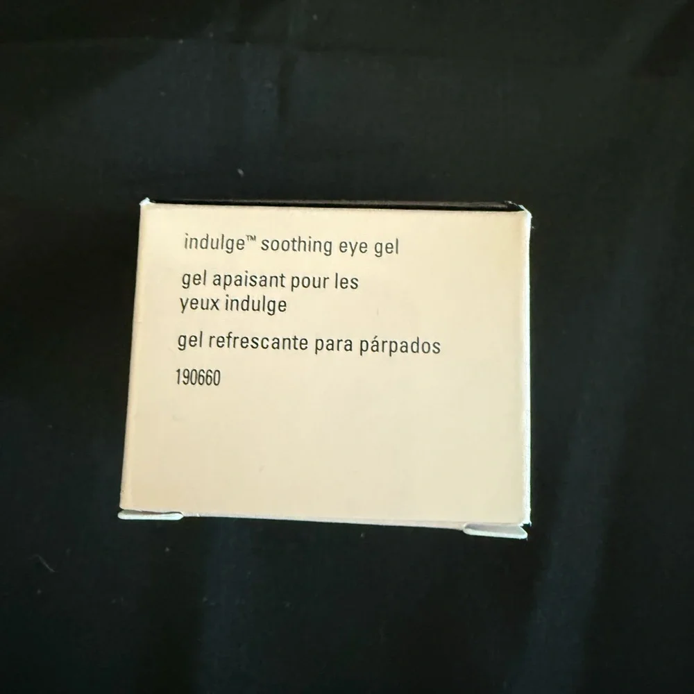 Mary Kay Indulge Soothing Eye Gel New in Box